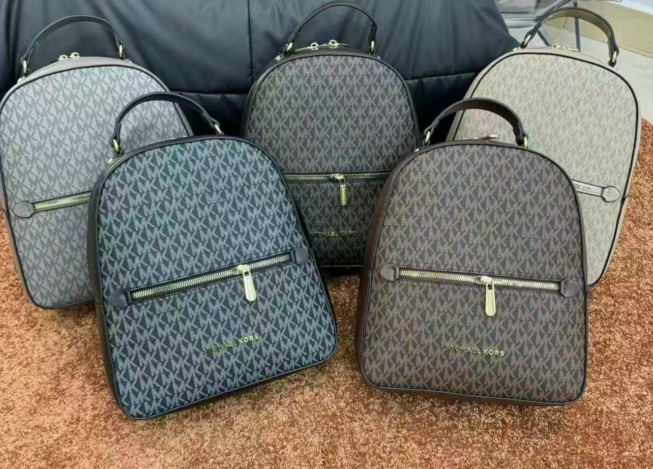 Женский рюкзак 613